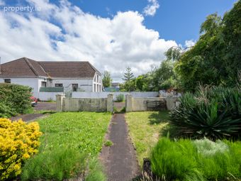 Earlmoor, 8 Croaghta Park, Glasheen, Cork, Glasheen, Co. Cork - Image 2