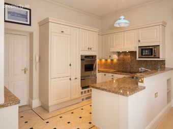 Apartment 2, The Grand, Crosshaven, Cork, Crosshaven, Co. Cork - Image 4