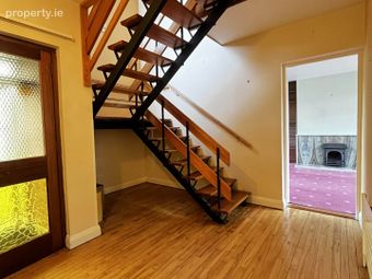 7 Kylemore Park, Lower Salthill, Galway, Co. Galway, Taylor's Hill, Co. Galway - Image 2