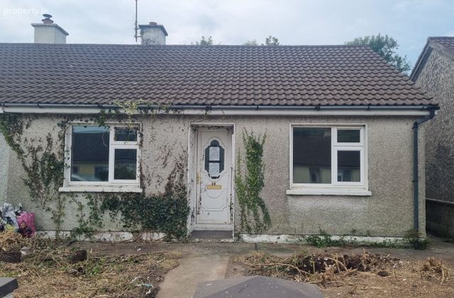 50 The Grove, Dingle, Co. Kerry - Click to view photos