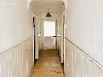 6 New Street, Carrick-on-Suir, Co. Tipperary - Image 2
