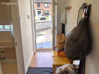 Apartment 5, 18 Villa Park Gardens, Dublin 7, Ashtown, Dublin 7 - Image 2