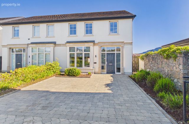 17 Maoilin, Ballymoneen Road, Galway, Ballymoneen, Co. Galway - Click to view photos