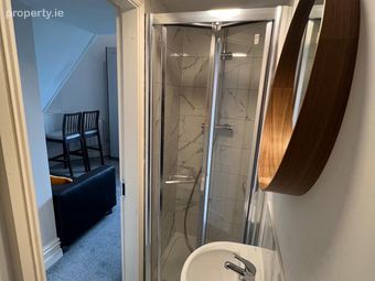 North Circular Road Studio, North Circular Road, Dublin 7 - Image 4