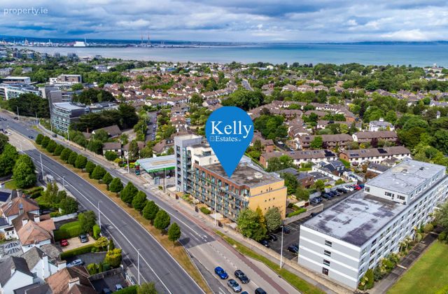 Apartment 33, Merrion Hall, Mount Merrion Avenue, Blackrock, Co. Dublin - Click to view photos