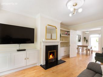6 Glencairn Rise, The Gallops, Leopardstown, Dublin 18 - Image 4