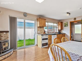 5 Hillview, Ballinaboola, Newbawn, Co. Wexford, Ballinaboola, Co. Wexford - Image 5