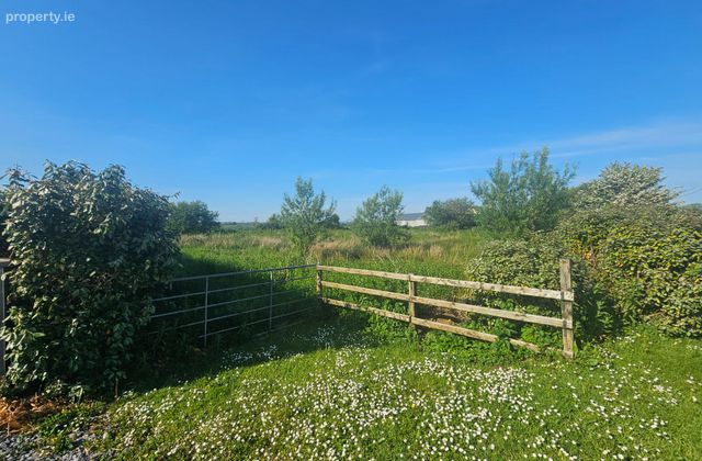 Tullacrimmin, Abbeydorney, Kilflynn, Co. Kerry - Click to view photos