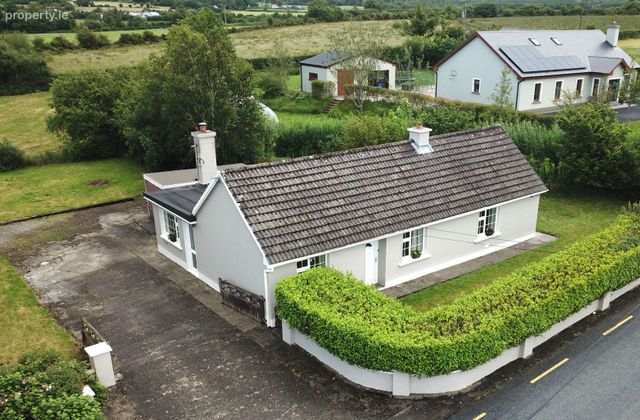 Ballyplymouth, Cordal, Castleisland, Co. Kerry - Click to view photos