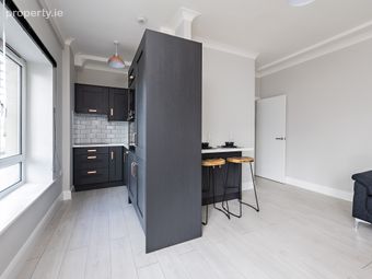 Apartment 4, 6 Usher's Quay, Dublin 8 - Image 4