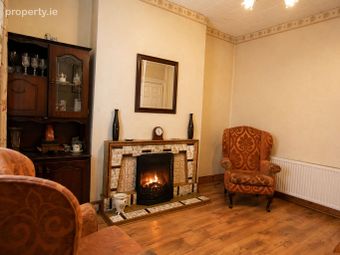 3 Hollyville, Curragh Road, Turners Cross, Co. Cork - Image 4