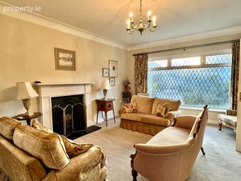 16 Shrewsbury Lawn, Cabinteely, Cabinteely, Dublin 18 - Image 5