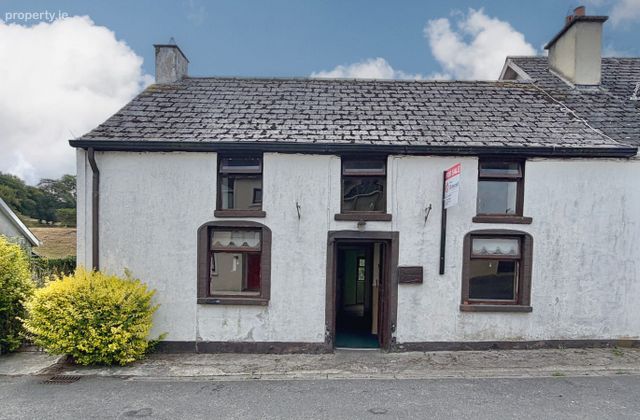 Tailors Cottage, Hotel Street, Tinnahinch, Graiguenamanagh, Co. Carlow - Click to view photos