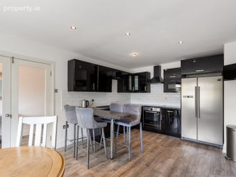 81 Gleann Na Ri, Valley Avenue, Druid Valley, Dublin 18, Dublin 18 - Image 3