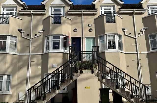 17 Manor Square, Ongar Village, Ongar, Dublin 15 - Click to view photos