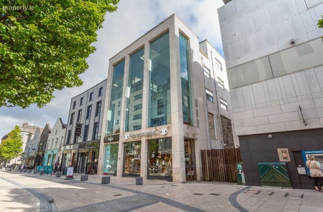 The Gallery, Bedford Row, City Centre, Co. Limerick, Ennis Road, Co. Limerick - Click to view photos