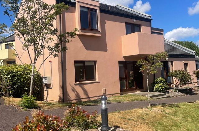 65 Carleton Village, Golf Links Road, Youghal, Co. Cork - Click to view photos