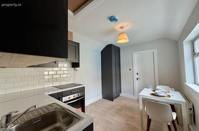 Phibsborough Road, North Circular Road, Dublin 7 - Click to view photos