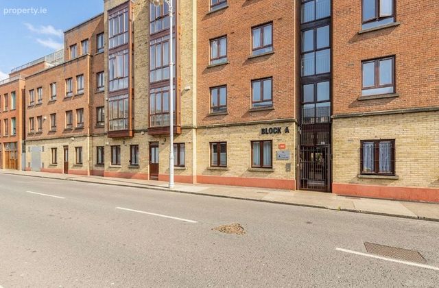 Apartment 7, Block A, Blackhall Square, Smithfield, Dublin 7 - Click to view photos