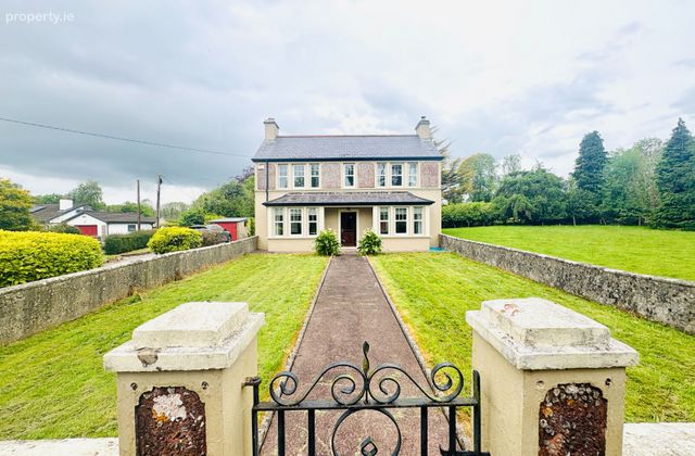 Ballydwyer West, Ballymacelligott, Ballymacelligott, Co. Kerry - Click to view photos