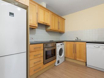 86 The Pavilion, Marine Road, Dun Laoghaire, Co Dublin, Dun Laoghaire, Co. Dublin - Image 5