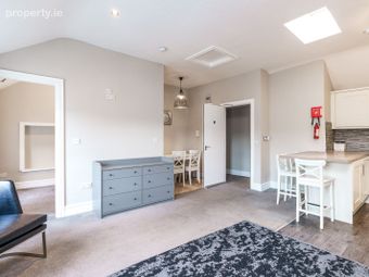 Apartment , Main Street, Chapelizod, Dublin 20 - Image 4