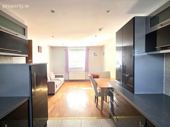 78 De Vesci Court, Fairgreen, Portlaoise, Co. Laois - Image 3