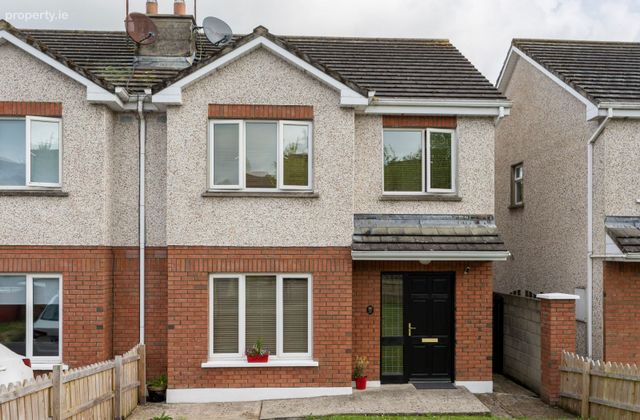 51 Castlepark, Caherconlish, Caherconlish, Co. Limerick - Click to view photos