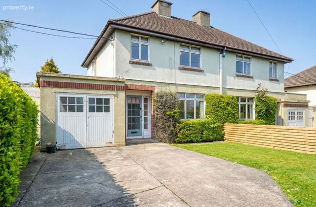 24 Abbey Road, Monkstown, Blackrock, Co. Dublin - Click to view photos