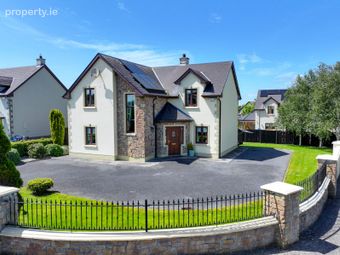 2 Glasheen Park, Drumlish, Drumlish, Co. Longford