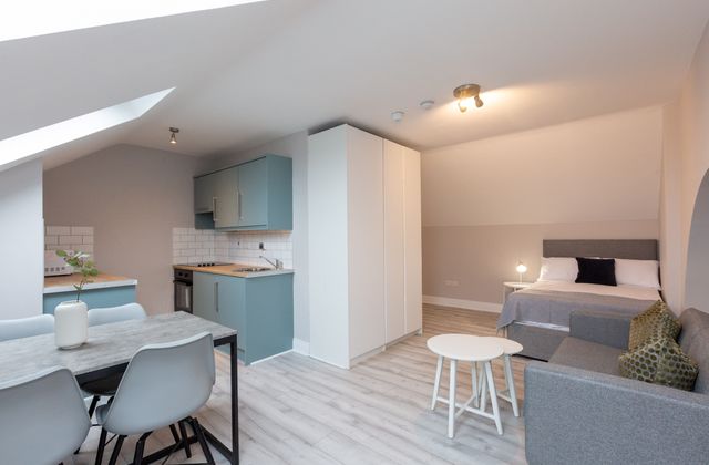 Flat 6, 21 Grove Park, Rathmines, Dublin 6 - Click to view photos