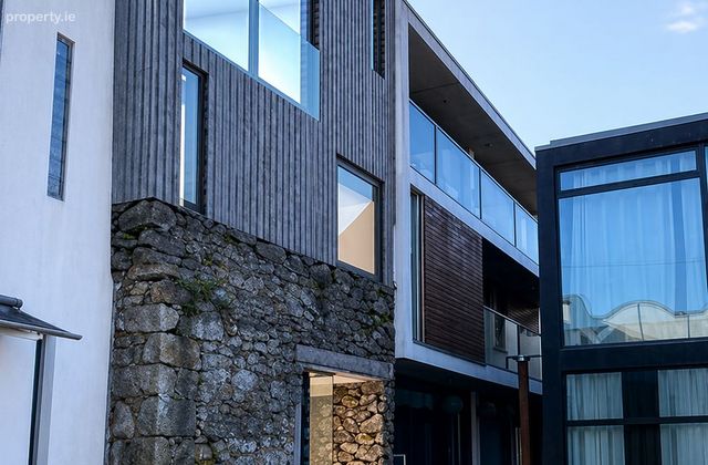 The Stone Building, 20 Castle Street, Dalkey, Co. Dublin - Click to view photos