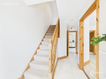 No. 38 Talbot's Court, Freshford Road, Kilkenny, Co. Kilkenny - Image 2