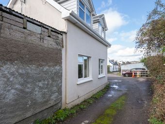 7 Huggardsland, Glasheen Road, Glasheen, Co. Cork - Image 3