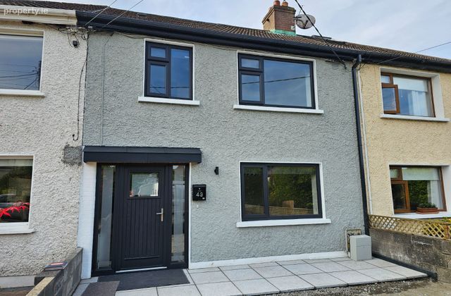 49 John Mccormack Avenue, Dublin 12, Crumlin, Dublin 12 - Click to view photos