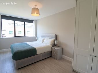 Apartment 153, Block 4, Parkgate Place, Dublin 8 - Image 4