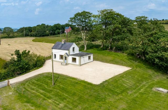 Sycamore Cottage, Urbalshinney, Milford, Co. Donegal, Milford, Co. Donegal - Click to view photos