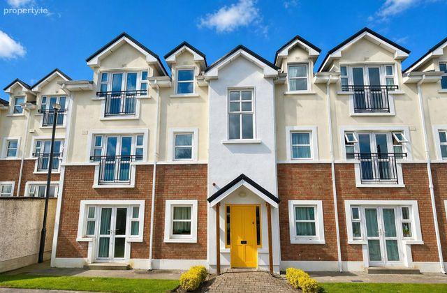 Apartment 67, Cluain Riocaird, Castlegar, Co. Galway - Click to view photos