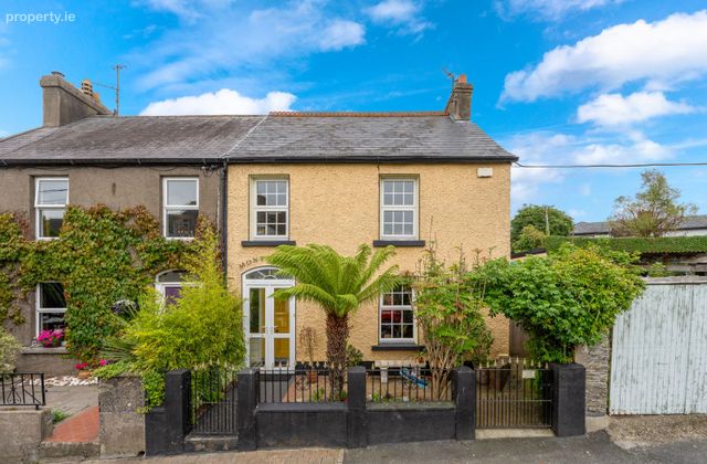 Monkton Row, Harbour View, Wicklow Town, Co. Wicklow - Click to view photos