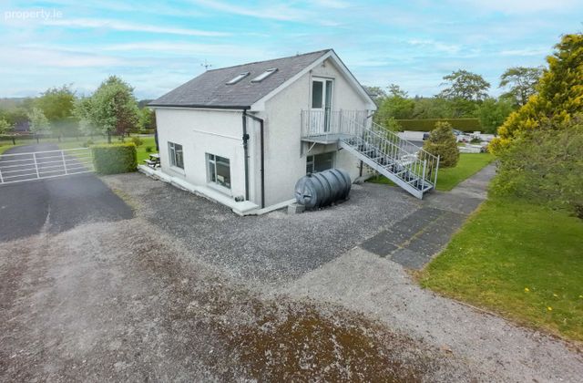 Marahill, Kingscourt, Co. Cavan - Click to view photos
