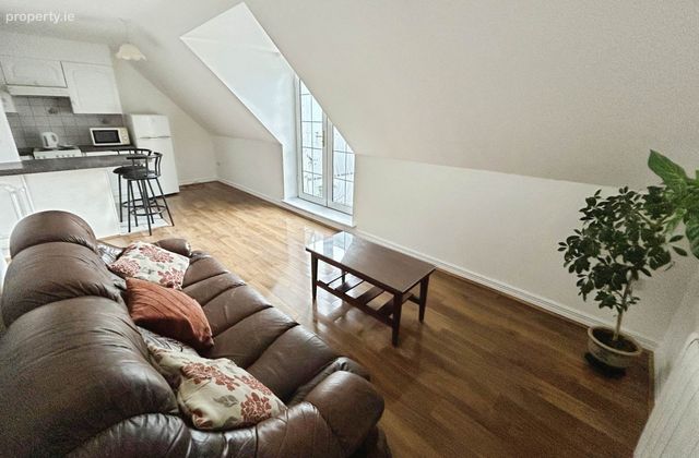 6 Parnell Court, Summerhill, Ennis, Co. Clare, Ennis, Co. Clare - Click to view photos