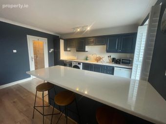 Apartment 6 , Island View Apartments, Harbour Road, Howth, Dublin 13 - Image 3