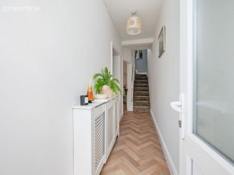 14 Maymount, Friars Walk, Turners Cross, Co. Cork - Image 2