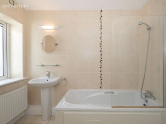 39 Leslies Arch, Old Quarter, Ballincollig, Co. Cork - Image 4