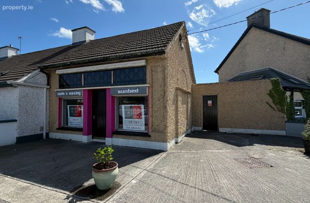 65 Saint Michaels Villas, Ennis, Ennis, Co. Clare - Click to view photos