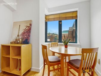 Apartment 23, Canon Court, Christchurch, Dublin 8 - Image 2