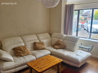 8 Colthurst Close, Lucan, Lucan, Co. Dublin - Image 2