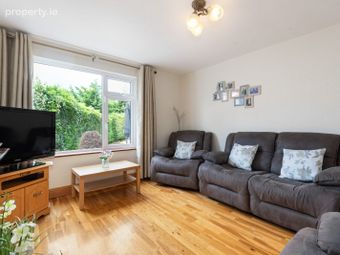 19 Palmer Park, Rathfarnham, Ballyboden, Dublin 16 - Image 2