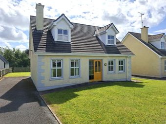 63 White Maples, Church Road, Bundoran, Co. Donegal