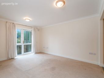 Apartment 16, The Cedar, Stepaside, Dublin 18 - Image 5
